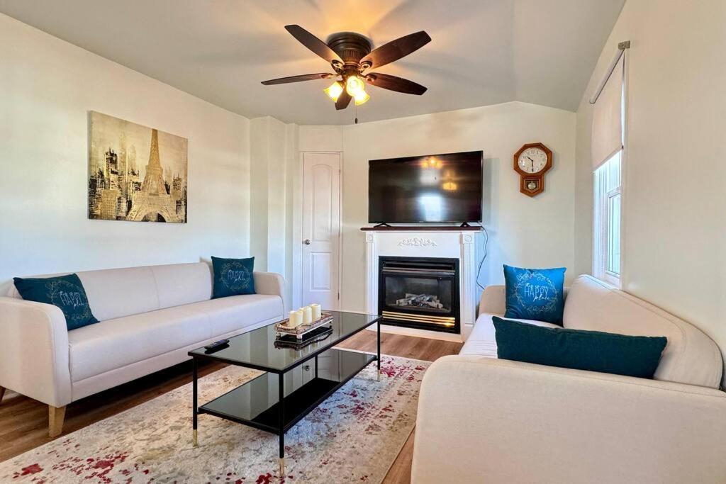 Near The Falls Two Bedroom - 5 Min Walk To Clifton Ниагарски водопад Екстериор снимка